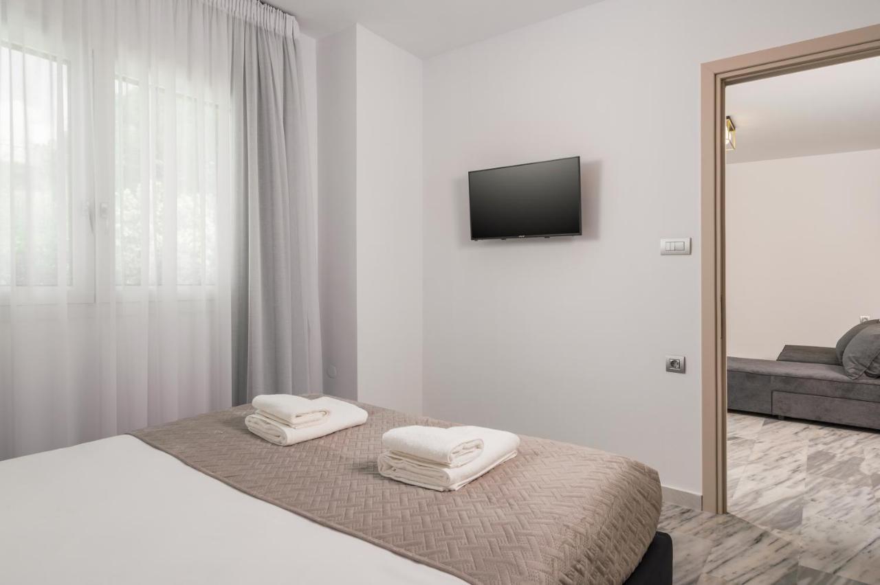 Quarters Luxury Apts Hriszí Aktí Haniá Kültér fotó