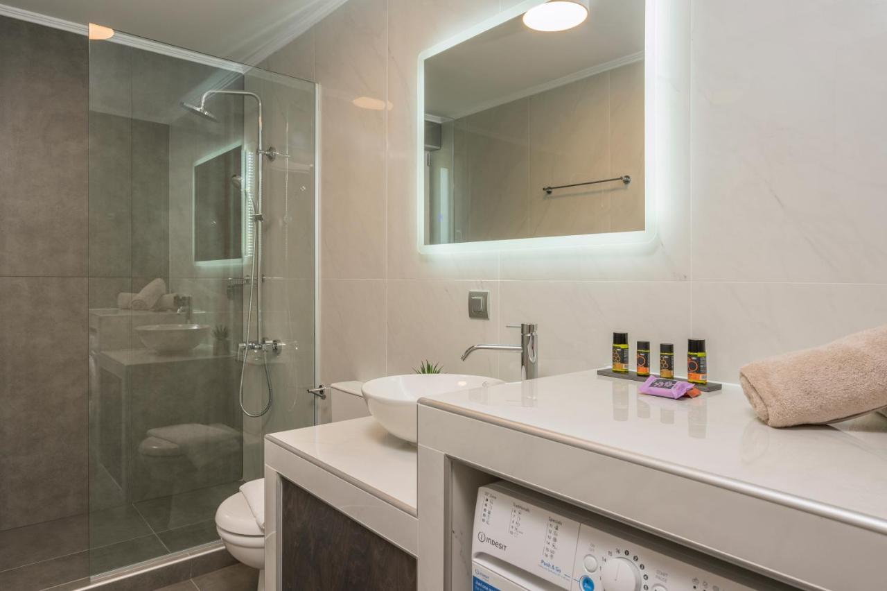 Quarters Luxury Apts Hriszí Aktí Haniá Kültér fotó