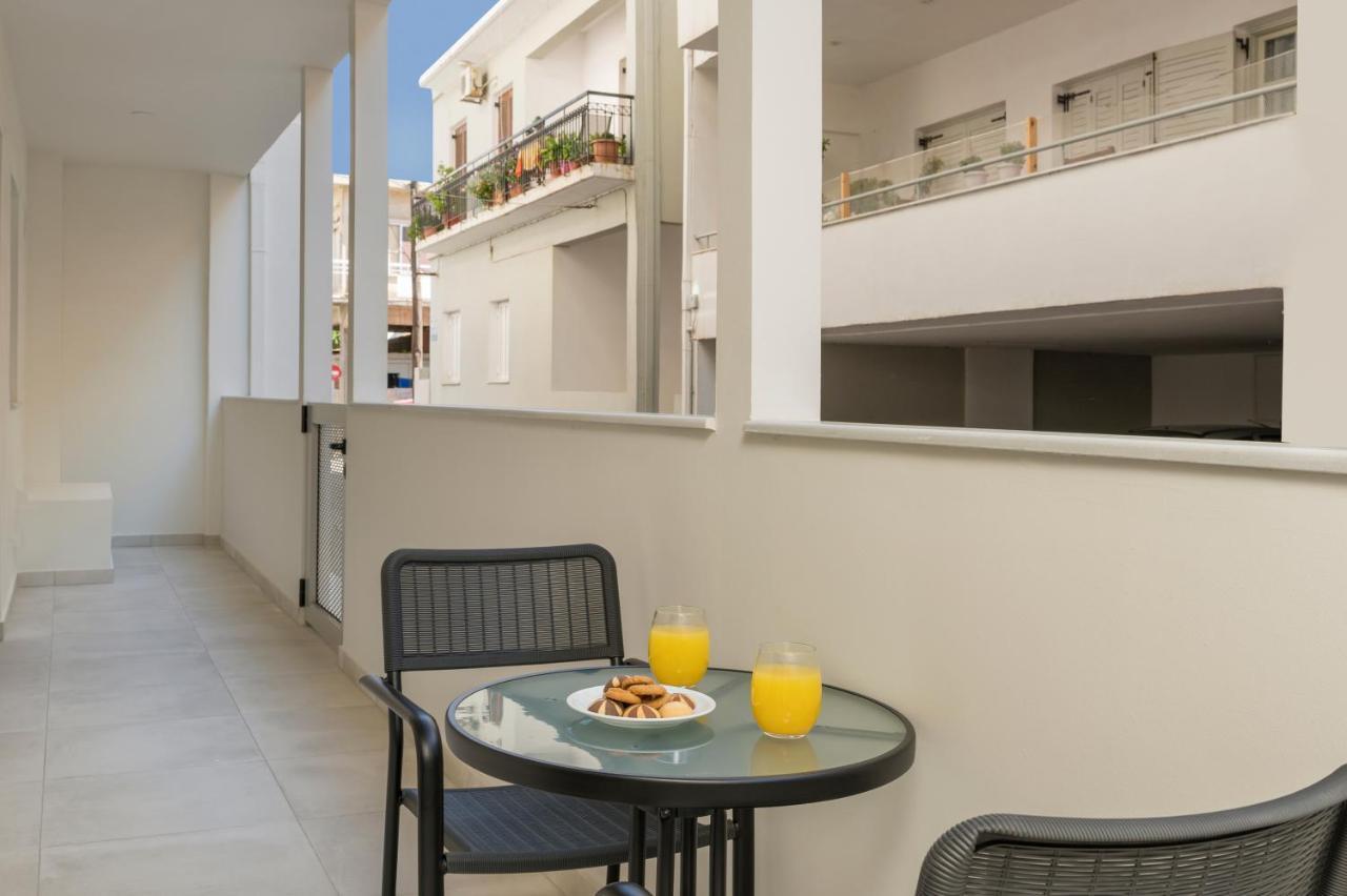 Quarters Luxury Apts Hriszí Aktí Haniá Kültér fotó