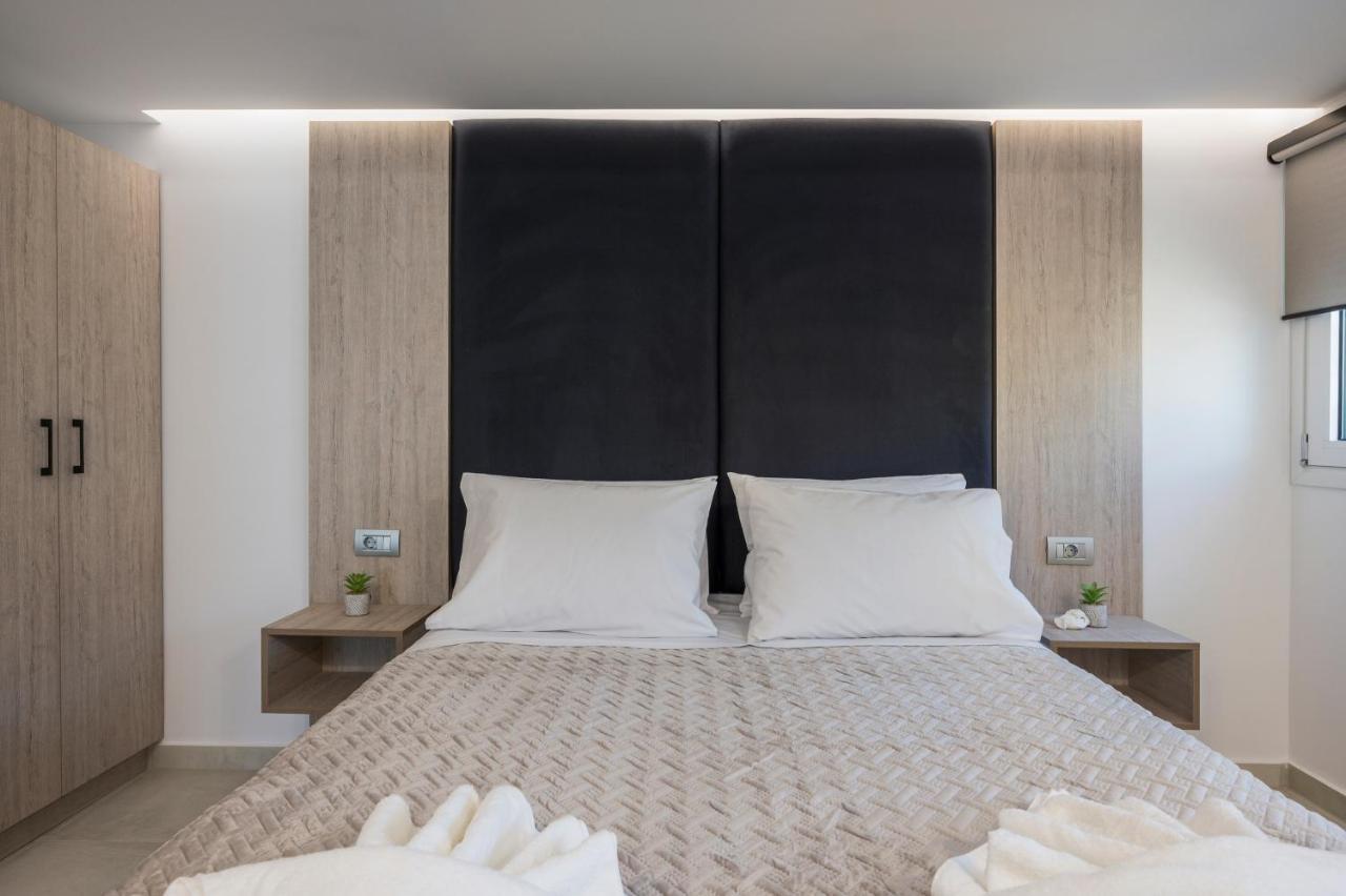 Quarters Luxury Apts Hriszí Aktí Haniá Kültér fotó