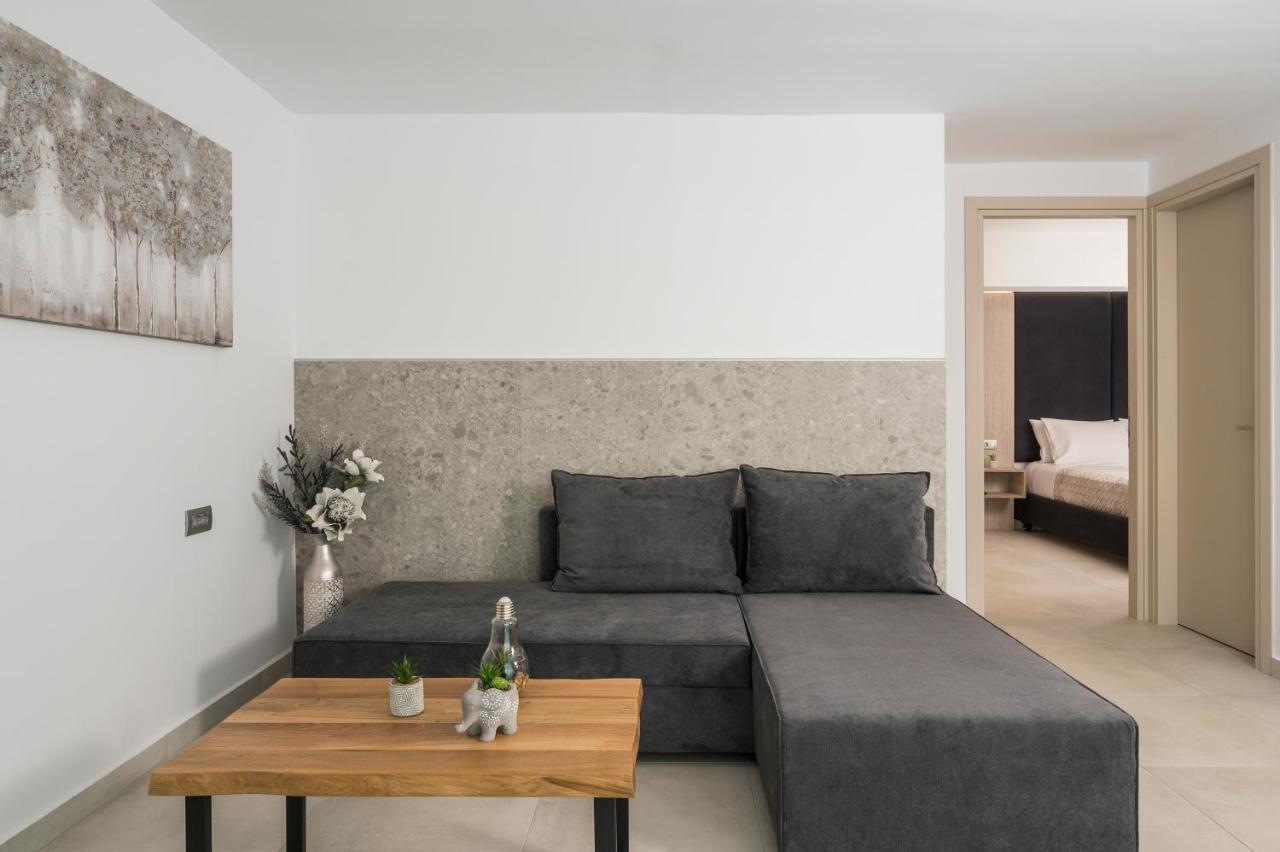 Quarters Luxury Apts Hriszí Aktí Haniá Kültér fotó